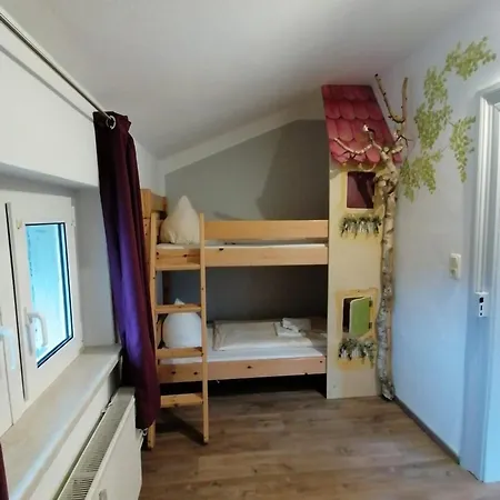 Campingplatz am Treidlerweg Königstein an der Elbe Kamer foto